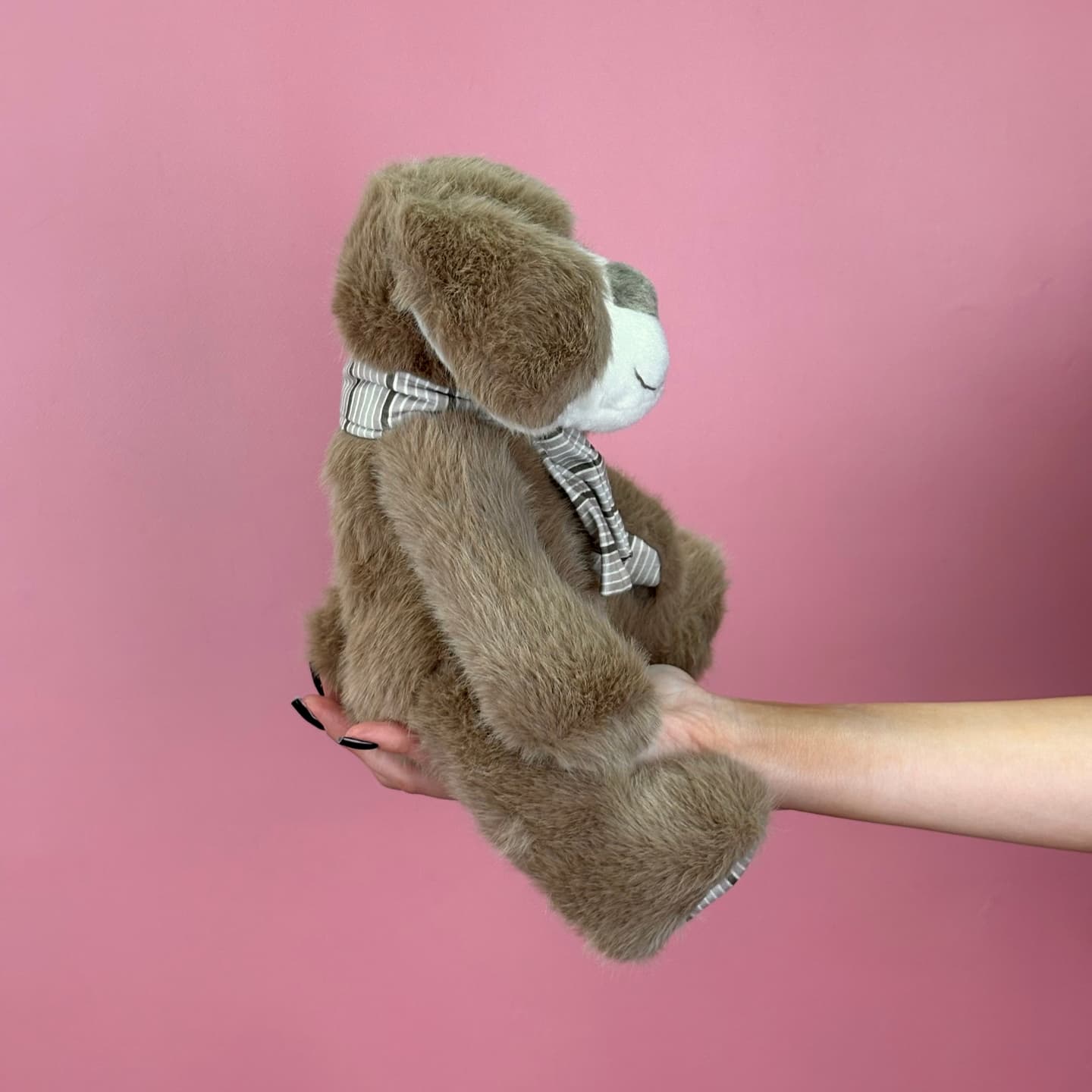 Игрушка мягконабивная ТМ "Relana" Собака бежевая в шарфике, 22 см, в/п 22*18*17 см — миниатюра 2