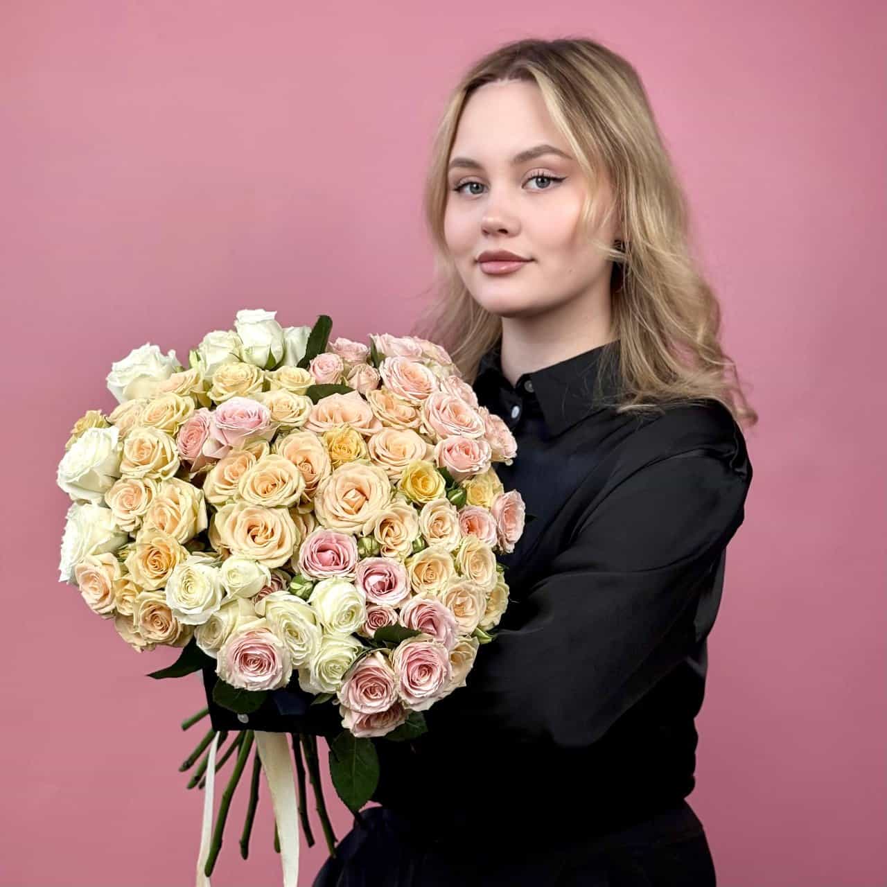 Кустовая роза микс, 25 шт.