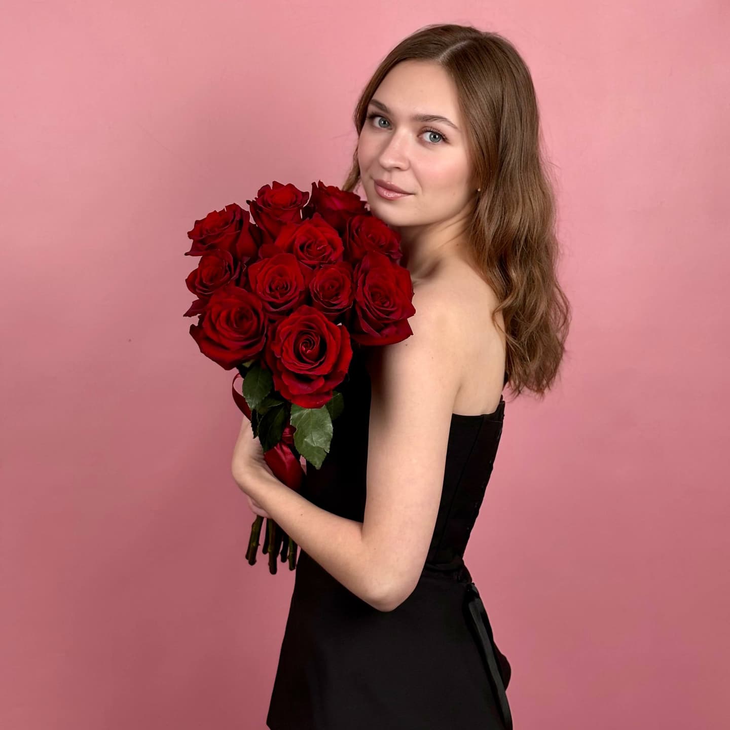 АКЦИЯ! Красные розы, 11 шт. — миниатюра 3