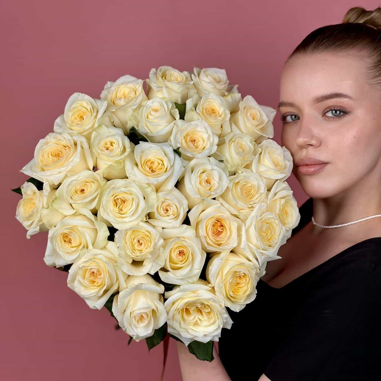 АКЦИЯ ! Розы сорта Канделайт, 29 шт.